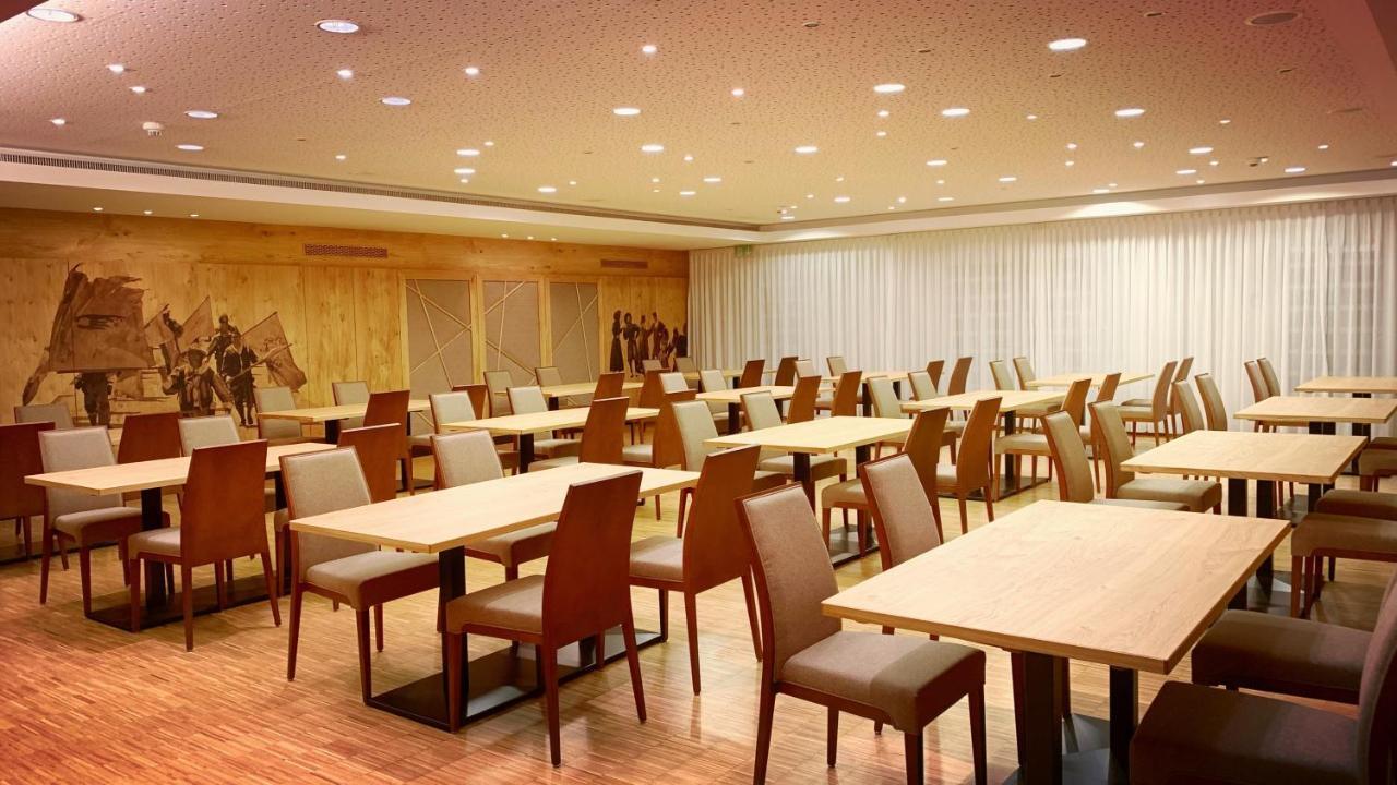 Hotel Goldener Hirsch Kaufbeuren Esterno foto