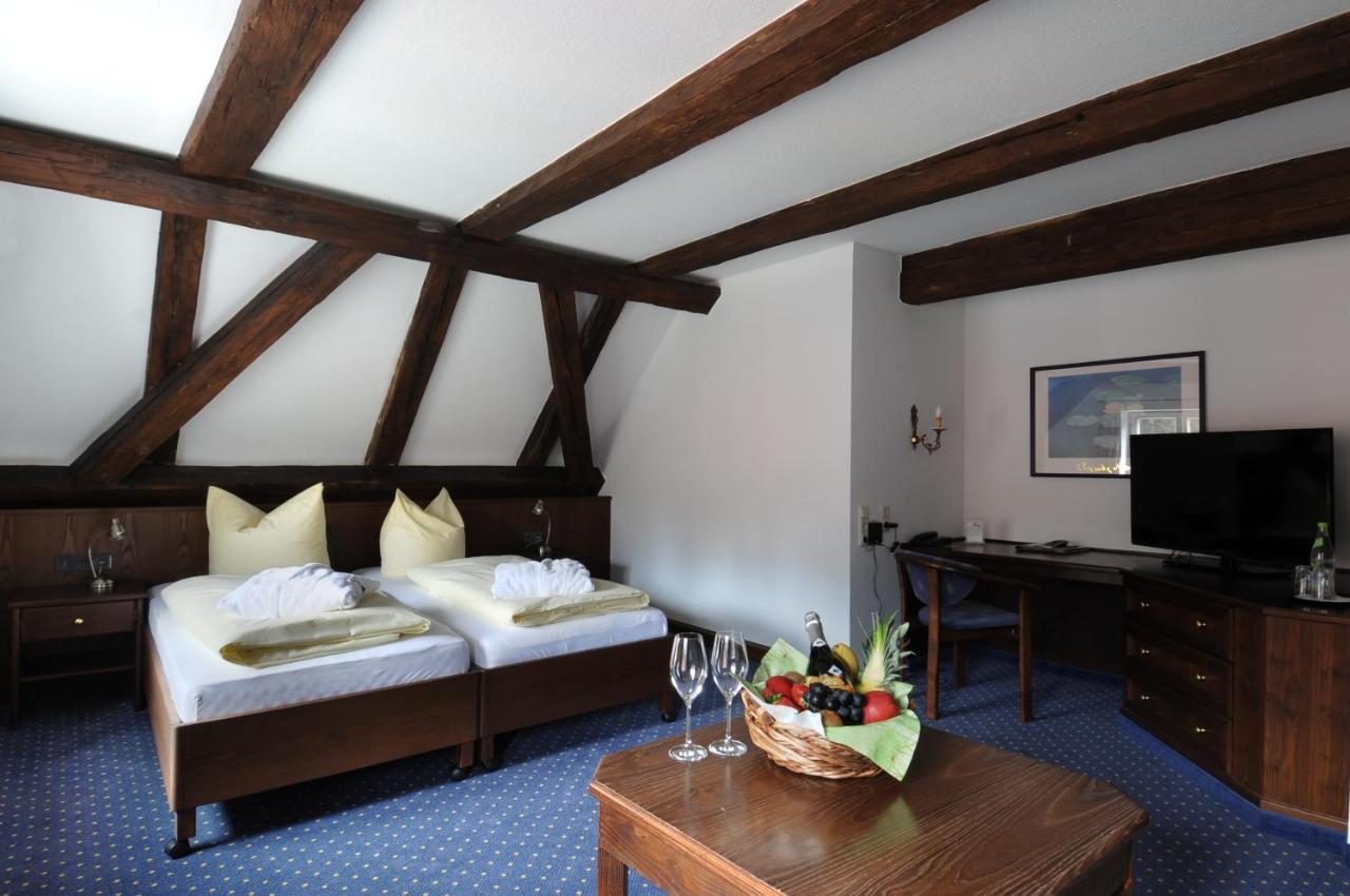 Hotel Goldener Hirsch Kaufbeuren Esterno foto