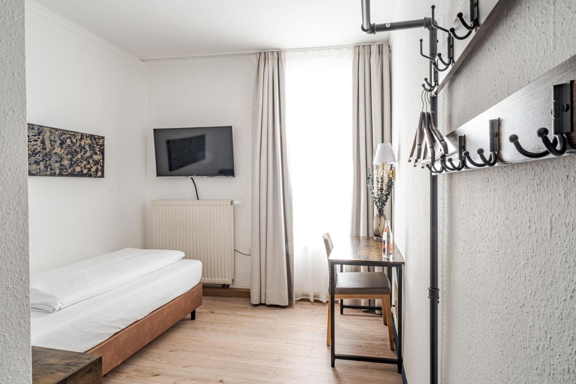 Hotel Goldener Hirsch Kaufbeuren Esterno foto
